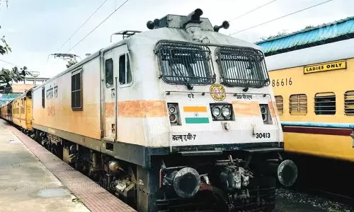 പാലക്കാട് ജങ്ഷനില്‍നിന്ന് കണ്ണൂര്‍വരെയുള്ള തീവണ്ടിയുടെ സര്‍വീസ് ദീര്‍ഘിപ്പിച്ചു