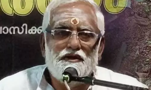 എയര്ഗണ് കൊണ്ട് നെറ്റിയില് വച്ചു, ശേഷം തൂങ്ങിമരിച്ചു എയര്ഗണ് കൊണ്ട് നെറ്റിയില് വച്ചു, ശേഷം തൂങ്ങിമരിച്ചു