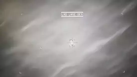 അന്യഗ്രഹ ജീവികളുടെ സാന്നിദ്ധ്യം;പറക്കുംതളികയ്ക്കു നേരെ മിസൈല്‍ തൊടുത്ത് സൈന്യം (വിഡിയോ)