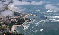 കാംചത്ക തീരത്ത് വീണ്ടും ഭൂകമ്പം; പസഫിക്കില് സുനാമി മുന്നറിയിപ്പ് കാംചത്ക തീരത്ത് വീണ്ടും ഭൂകമ്പം; പസഫിക്കില് സുനാമി മുന്നറിയിപ്പ്