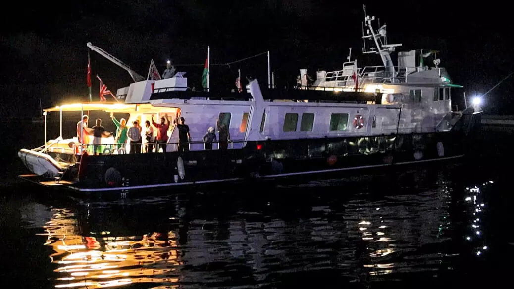 ഗസയിലേക്ക്; ഫ്രീഡം ഫ്ലോട്ടില്ല കപ്പല് ടുണീഷ്യയില് നിന്ന് യാത്ര തിരിച്ചു ഗസയിലേക്ക്; ഫ്രീഡം ഫ്ലോട്ടില്ല കപ്പല് ടുണീഷ്യയില് നിന്ന് യാത്ര തിരിച്ചു