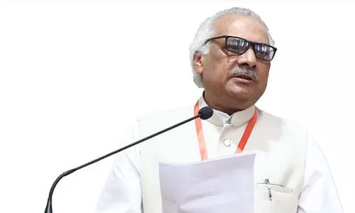 വഖ്ഫ് ഭേദഗതി നിയമം: സുപ്രിംകോടതിയുടെ ഇടക്കാല ഉത്തരവ് ആശങ്കാജനകം- എസ്ഡിപിഐ വഖ്ഫ് ഭേദഗതി നിയമം: സുപ്രിംകോടതിയുടെ ഇടക്കാല ഉത്തരവ് ആശങ്കാജനകം- എസ്ഡിപിഐ