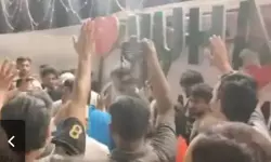 നബിദിനത്തില് ഐ ലവ് മുഹമ്മദ് ബോര്ഡ് സ്ഥാപിച്ച 25 പേര്ക്കെതിരേ കേസ് നബിദിനത്തില് ഐ ലവ് മുഹമ്മദ് ബോര്ഡ് സ്ഥാപിച്ച 25 പേര്ക്കെതിരേ കേസ്