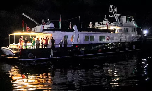 ഗസയിലേക്ക്; ഫ്രീഡം ഫ്‌ലോട്ടില്ല കപ്പല്‍ ടുണീഷ്യയില്‍ നിന്ന് യാത്ര തിരിച്ചു