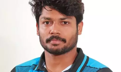 ഒമാനെതിരെയുള്ള ട്വന്റി-20 പരമ്പരയ്ക്കുള്ള കേരള ടീമിനെ പ്രഖ്യാപിച്ചു; സാലി സാംസണ് ക്യാപ്റ്റന് ഒമാനെതിരെയുള്ള ട്വന്റി-20 പരമ്പരയ്ക്കുള്ള കേരള ടീമിനെ പ്രഖ്യാപിച്ചു; സാലി സാംസണ് ക്യാപ്റ്റന്