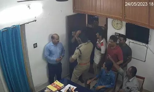 പീച്ചി കസ്റ്റഡി മര്‍ദനം; എസ്എച്ച്ഒ പിഎം രതീഷിന് സസ്‌പെന്‍ഷന്‍