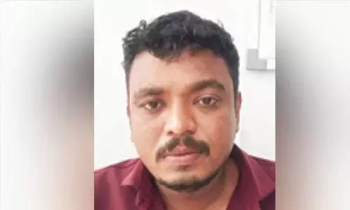 ഭര്ത്താവിന് സ്നേഹമില്ലെന്ന് പറഞ്ഞ് യുവതി ആത്മഹത്യ ചെയ്തു; ഭര്ത്താവ് അറസ്റ്റില് ഭര്ത്താവിന് സ്നേഹമില്ലെന്ന് പറഞ്ഞ് യുവതി ആത്മഹത്യ ചെയ്തു; ഭര്ത്താവ് അറസ്റ്റില്