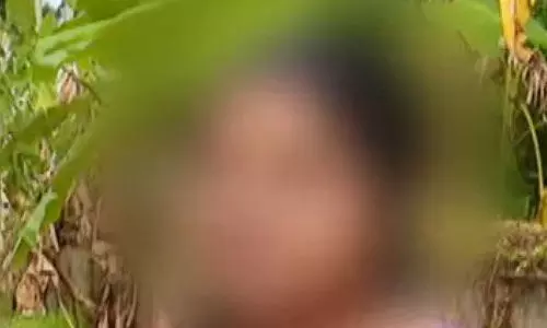 സ്ത്രീധനം കുറഞ്ഞതിന് ഗര്ഭിണിയായ ഭാര്യയുടെ വയറ്റില് ചവിട്ടി സിആര്പിഎഫ് ജവാനെതിരേ കേസ് സ്ത്രീധനം കുറഞ്ഞതിന് ഗര്ഭിണിയായ ഭാര്യയുടെ വയറ്റില് ചവിട്ടി സിആര്പിഎഫ് ജവാനെതിരേ കേസ്