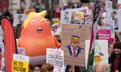 ലണ്ടനില്‍ ട്രംപിനെതിരേ വ്യാപക പ്രതിഷേധം