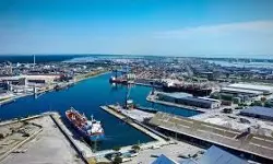 ഇസ്രായേലിലേക്ക് ആയുധങ്ങള് കൊണ്ടുപോകുന്ന ട്രക്കുകള്ക്ക് പ്രവേശനം നിഷേധിച്ച് ഇറ്റാലിയന് തുറമുഖം ഇസ്രായേലിലേക്ക് ആയുധങ്ങള് കൊണ്ടുപോകുന്ന ട്രക്കുകള്ക്ക് പ്രവേശനം നിഷേധിച്ച് ഇറ്റാലിയന് തുറമുഖം