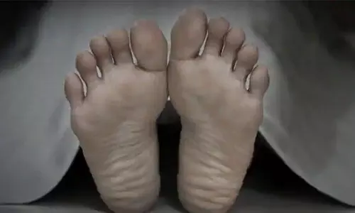 ആൾ സഞ്ചാരമില്ലാത്ത പാറമടയിൽ പാതി മുറിഞ്ഞ മൃതദേഹം