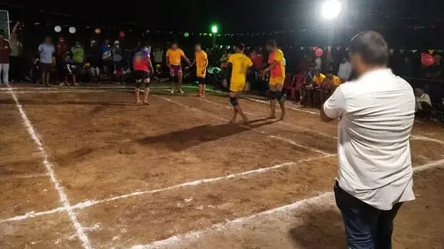 കബഡി മൽസരത്തിനിടെ കാണികൾക്കായി നിർമിച്ച ടെൻ്റ് വൈദ്യുതി ലൈനിൽ തട്ടി മൂന്ന് മരണം