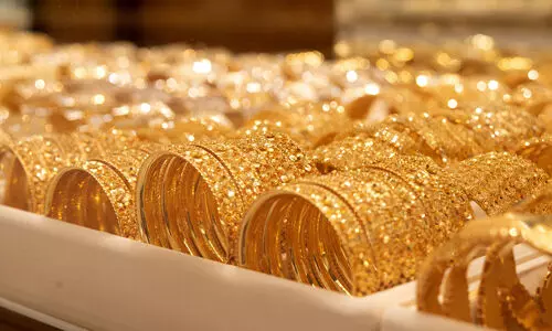 വീണ്ടും റെക്കോര്ഡിട്ട് സ്വര്ണവില; ഉച്ചയ്ക്കു ശേഷം 84,840 രൂപയിലെത്തി വീണ്ടും റെക്കോര്ഡിട്ട് സ്വര്ണവില; ഉച്ചയ്ക്കു ശേഷം 84,840 രൂപയിലെത്തി