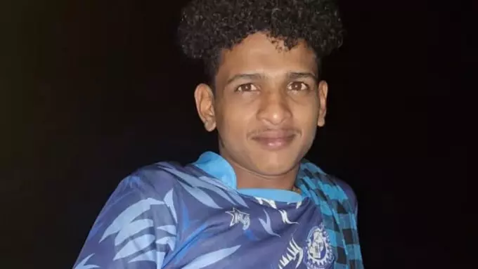 വീട്ടുകാരുമായി വഴക്കിട്ട് വീടുവിട്ടിറങ്ങിയ പതിനേഴുകാരന്‍ തൂങ്ങിമരിച്ച നിലയില്‍