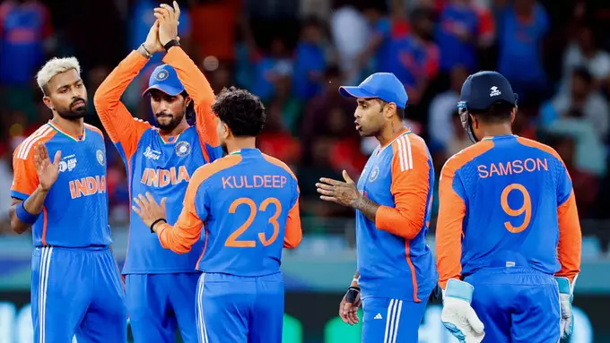 ഏഷ്യ കപ്പ് ക്രിക്കറ്റ്; ഇന്ത്യ ഫൈനലില് ഏഷ്യ കപ്പ് ക്രിക്കറ്റ്; ഇന്ത്യ ഫൈനലില്