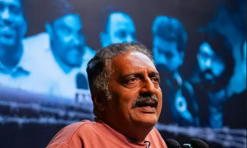 ഗസയിലെ വംശഹത്യ കഴിഞ്ഞാല് വലതുപക്ഷം ഇന്ത്യയിലും വംശഹത്യ നടത്താമെന്ന് പ്രകാശ് രാജ് ഗസയിലെ വംശഹത്യ കഴിഞ്ഞാല് വലതുപക്ഷം ഇന്ത്യയിലും വംശഹത്യ നടത്താമെന്ന് പ്രകാശ് രാജ്