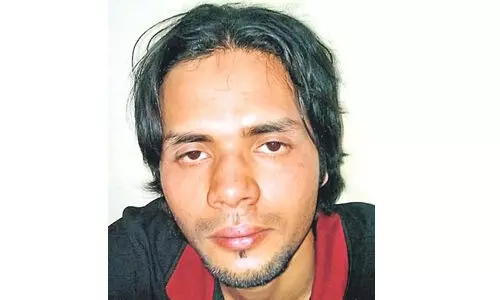 ദില്സുഖ്നഗര് സ്ഫോടനം: വധശിക്ഷ നടപ്പാക്കുന്നതിന് സ്റ്റേ ദില്സുഖ്നഗര് സ്ഫോടനം: വധശിക്ഷ നടപ്പാക്കുന്നതിന് സ്റ്റേ