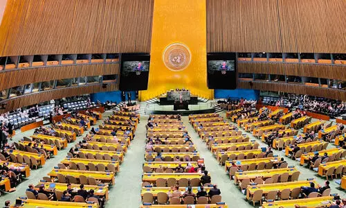 യുഎന് ജനറല് അസംബ്ലിയില് നെതന്യാഹുവിനെ ബഹിഷ്കരിച്ച് നൂറിലധികം രാജ്യങ്ങള് (വീഡിയോ) യുഎന് ജനറല് അസംബ്ലിയില് നെതന്യാഹുവിനെ ബഹിഷ്കരിച്ച് നൂറിലധികം രാജ്യങ്ങള് (വീഡിയോ)