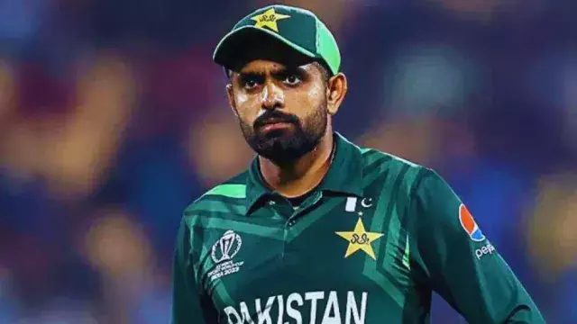 ബാബര് അസമിനെ ഫൈനലിന് മുമ്പ് ടീമിലെത്തിക്കാന് പാകിസ്താന്; ആവശ്യം തള്ളി ഏഷ്യാകപ്പ് അധികൃതര് ബാബര് അസമിനെ ഫൈനലിന് മുമ്പ് ടീമിലെത്തിക്കാന് പാകിസ്താന്; ആവശ്യം തള്ളി ഏഷ്യാകപ്പ് അധികൃതര്