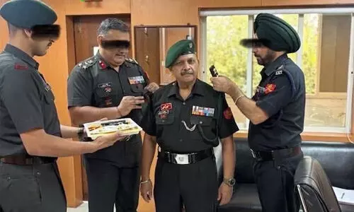 മലേഗാവ് സ്ഫോടനം: കേണല് പുരോഹിതിന്റെ സ്ഥാനക്കയറ്റത്തെ ചോദ്യം ചെയ്ത് ഹരജി മലേഗാവ് സ്ഫോടനം: കേണല് പുരോഹിതിന്റെ സ്ഥാനക്കയറ്റത്തെ ചോദ്യം ചെയ്ത് ഹരജി