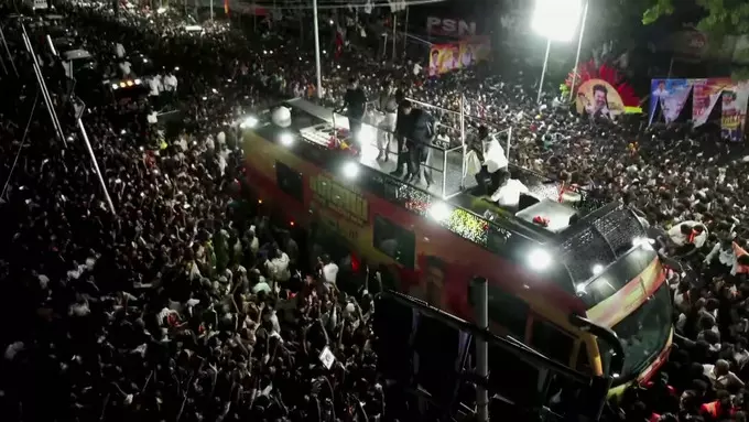 വിജയ് യുടെ റാലിയിലെ ദുരന്തം; മരിച്ചവരുടെ കുടുംബത്തിന് 10 ലക്ഷം രൂപ പ്രഖ്യാപിച്ച് തമിഴ്നാട് സര്‍ക്കാര്‍