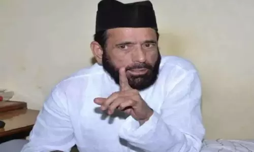 ഐ ലവ് മുഹമ്മദ് മാര്‍ച്ച്: മൗലാന തൗക്കീര്‍ റസയെ കസ്റ്റഡിയിലെടുത്ത് പോലിസ്