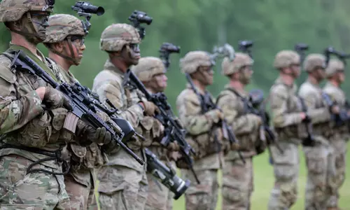 യുഎസിലെ പോര്ട്ട്ലാന്ഡിലേക്ക് സൈന്യത്തെ അയച്ചെന്ന് ട്രംപ് യുഎസിലെ പോര്ട്ട്ലാന്ഡിലേക്ക് സൈന്യത്തെ അയച്ചെന്ന് ട്രംപ്