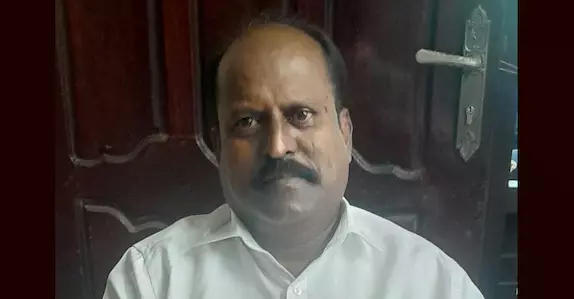 തിരുവനന്തപുരത്ത് സിപിഎം നേതാവ് ലോഡ്ജിൽ തൂങ്ങിമരിച്ച നിലയിൽ തിരുവനന്തപുരത്ത് സിപിഎം നേതാവ് ലോഡ്ജിൽ തൂങ്ങിമരിച്ച നിലയിൽ