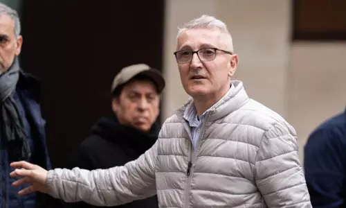 ഖുര്‍ആന്‍ കത്തിച്ചയാളെ ആക്രമിച്ച വയോധികന്‍ ജയിലില്‍ കിടക്കേണ്ടെന്ന് യുകെ കോടതി