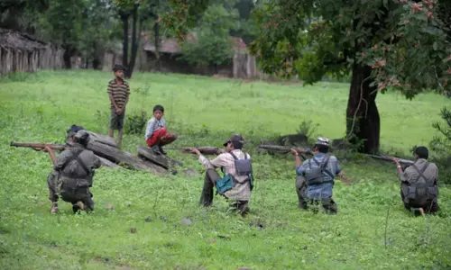 ഛത്തീസ്ഗഡില് ഈ വര്ഷം കൊല്ലപ്പെട്ടത് 250 മാവോവാദികളെന്ന് റിപോര്ട്ട് ഛത്തീസ്ഗഡില് ഈ വര്ഷം കൊല്ലപ്പെട്ടത് 250 മാവോവാദികളെന്ന് റിപോര്ട്ട്