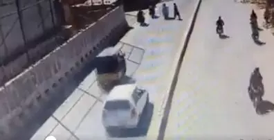 ക്വറ്റയില്‍ സ്‌ഫോടനം; 13 മരണം, 32 പേര്‍ക്ക് പരിക്ക് (വിഡിയോ)