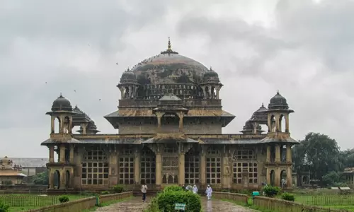 ഗ്വാളിയോര്‍ ദര്‍ഗയില്‍ ഉറൂസ് നടത്തണമെന്ന ആവശ്യം പരിഗണിക്കാമെന്ന് സുപ്രിംകോടതി