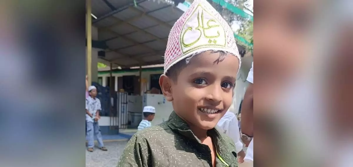 വൈക്കത്ത് കൂട്ടുകാര്ക്കൊപ്പം കുളിക്കാനിറങ്ങിയ അഞ്ചര വയസുകാരന് മുങ്ങി മരിച്ചു വൈക്കത്ത് കൂട്ടുകാര്ക്കൊപ്പം കുളിക്കാനിറങ്ങിയ അഞ്ചര വയസുകാരന് മുങ്ങി മരിച്ചു