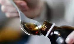 സൗജന്യ മരുന്ന് പദ്ധതിയുടെ ഭാഗമായി വിതരണം ചെയ്ത ചുമ സിറപ്പ് കഴിച്ച അഞ്ചുവയസ്സുകാരന്‍ മരിച്ചു