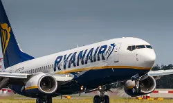 പാരിസില്‍ അടിയന്തര ലാന്‍ഡിങ്ങ് നടത്തി റയാനെയര്‍ വിമാനം