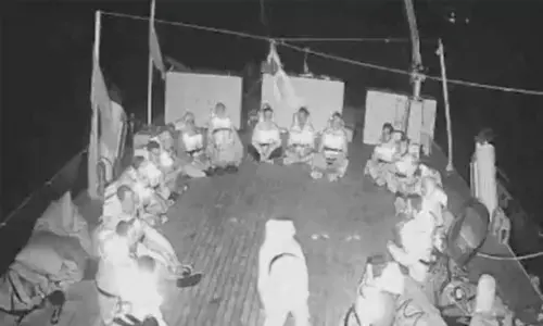 ഗസ ഫ്‌ളോട്ടില്ലയെ തടഞ്ഞ് ഇസ്രായേലി സൈന്യം(VIDEO)