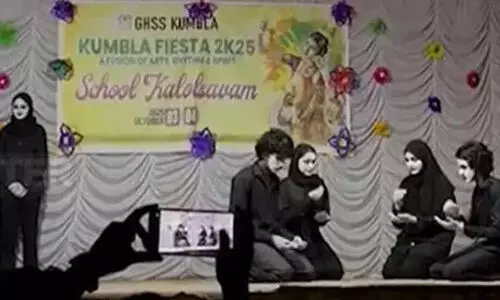 ഫലസ്തീന് ഐക്യദാര്ഡ്യം പ്രകടിപ്പിച്ച് അവതരിപ്പിച്ച മൈം തടഞ്ഞ സംഭവത്തില് അധ്യാപകരെ സംരക്ഷിച്ച് ഡിഡിഇ റിപോര്ട്ട് ഫലസ്തീന് ഐക്യദാര്ഡ്യം പ്രകടിപ്പിച്ച് അവതരിപ്പിച്ച മൈം തടഞ്ഞ സംഭവത്തില് അധ്യാപകരെ സംരക്ഷിച്ച് ഡിഡിഇ റിപോര്ട്ട്