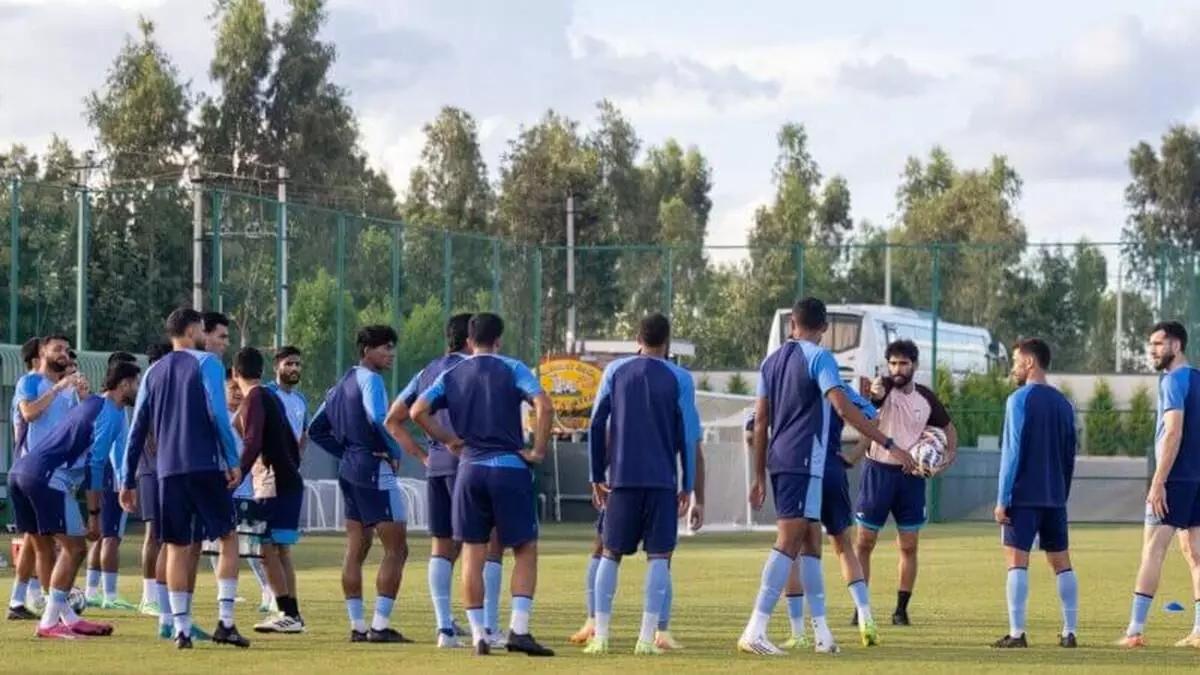 എഎഫ്സി ഏഷ്യന് കപ്പ് 2027 യോഗ്യത; ഇന്ത്യന് ടീമിനെ പ്രഖ്യാപിച്ചു എഎഫ്സി ഏഷ്യന് കപ്പ് 2027 യോഗ്യത; ഇന്ത്യന് ടീമിനെ പ്രഖ്യാപിച്ചു