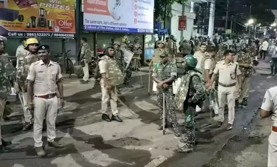 ഒഡീഷയിലെ കട്ടക്കില് കര്ഫ്യൂ പ്രഖ്യാപിച്ച് സര്ക്കാര് ഒഡീഷയിലെ കട്ടക്കില് കര്ഫ്യൂ പ്രഖ്യാപിച്ച് സര്ക്കാര്