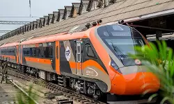 *വന്ദേ ഭാരത് എക്സ്പ്രസ് ട്രെയിനിലെ ഭക്ഷണത്തിൽ വീണ്ടും പുഴു*