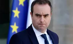 ഫ്രാന്സ് പ്രധാനമന്ത്രി സെബാസ്റ്റ്യന് ലെകോര്ണു രാജിവച്ചു ഫ്രാന്സ് പ്രധാനമന്ത്രി സെബാസ്റ്റ്യന് ലെകോര്ണു രാജിവച്ചു