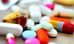 വ്യാജ മരുന്നുകളുടെ വിതരണം; സംസ്ഥാനങ്ങള്ക്ക് നോട്ടിസയച്ച് മനുഷ്യാവകാശ കമ്മിഷന് വ്യാജ മരുന്നുകളുടെ വിതരണം; സംസ്ഥാനങ്ങള്ക്ക് നോട്ടിസയച്ച് മനുഷ്യാവകാശ കമ്മിഷന്