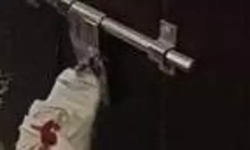 കാന്‍സര്‍ബാധിതനായ മുസ് ലിം വയോധികന്റെ കട പൂട്ടി സീല്‍ ചെയ്ത് ബറേലി ഡെവലപ്മെന്റ് അതോറിറ്റി