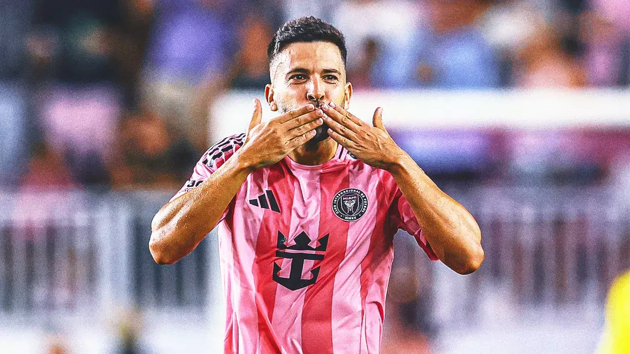 ജോര്ദ്ദി ആല്ബ പ്രൊഫഷണല് ഫുട്ബോളിനോട് വിടപറയുന്നു; വിരമിക്കല് ഈ സീസണ് അവസാനത്തോടെ ജോര്ദ്ദി ആല്ബ പ്രൊഫഷണല് ഫുട്ബോളിനോട് വിടപറയുന്നു; വിരമിക്കല് ഈ സീസണ് അവസാനത്തോടെ