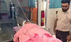 ഡോക്ടര്ക്ക് വെട്ടേറ്റ സംഭവം; താമരശ്ശേരി ആശുപത്രിയില് ഡോക്ടര്മാരുടെ മിന്നല് പണിമുടക്ക് ഡോക്ടര്ക്ക് വെട്ടേറ്റ സംഭവം; താമരശ്ശേരി ആശുപത്രിയില് ഡോക്ടര്മാരുടെ മിന്നല് പണിമുടക്ക്