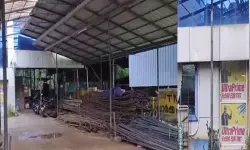 തോക്കുചൂണ്ടി 80 ലക്ഷം രൂപ കൊള്ളയടിച്ചു; കൊച്ചി കുണ്ടന്നൂരിലാണ് സംഭവം