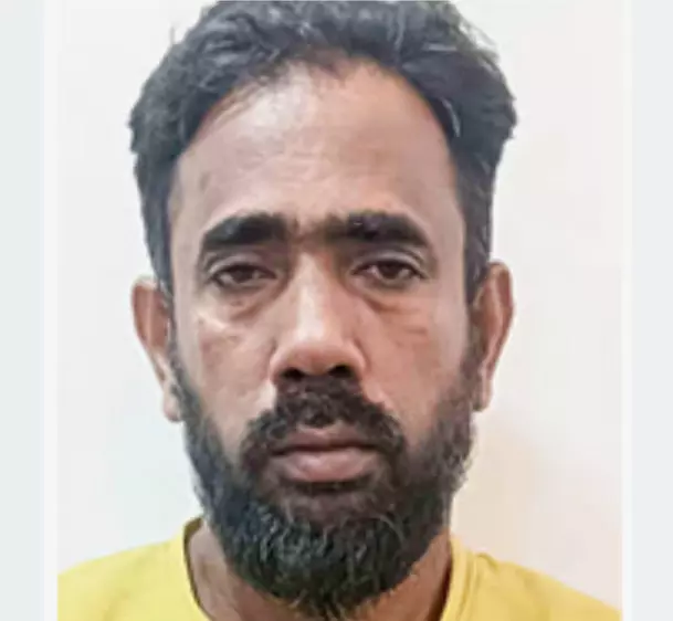 പൊന്നാനിയില് പ്രായപൂര്ത്തിയാവാത്ത പെണ്കുട്ടിയെ പീഡിപ്പിക്കാന് ശ്രമിച്ച പ്രതി അറസ്റ്റില് പൊന്നാനിയില് പ്രായപൂര്ത്തിയാവാത്ത പെണ്കുട്ടിയെ പീഡിപ്പിക്കാന് ശ്രമിച്ച പ്രതി അറസ്റ്റില്