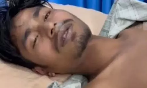 പ്രകൃതി വിരുദ്ധ പീഡനം ഭയന്ന് ഓടിയ ഇതരസംസ്ഥാന തൊഴിലാളിയെ മാലമോഷണക്കാരനാക്കി വീട്ടുകാരന്; മര്ദ്ദിച്ച് ആള്ക്കൂട്ടം പ്രകൃതി വിരുദ്ധ പീഡനം ഭയന്ന് ഓടിയ ഇതരസംസ്ഥാന തൊഴിലാളിയെ മാലമോഷണക്കാരനാക്കി വീട്ടുകാരന്; മര്ദ്ദിച്ച് ആള്ക്കൂട്ടം