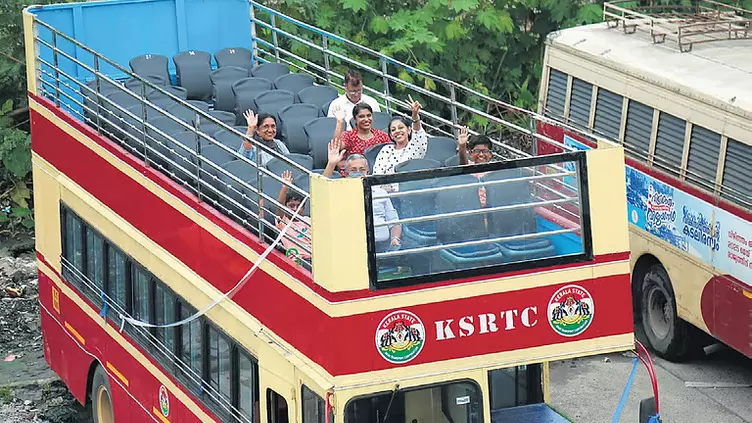 വെറും 200 രൂപക്ക് കൊച്ചി നഗരം കാണാം, അവസരമൊരുക്കി കെഎസ്ആര്‍ടിസി ഡബിള്‍ ഡക്കര്‍