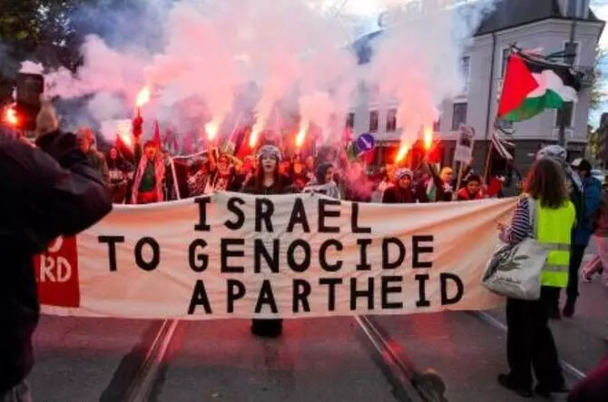 ലോകകപ്പ് യോഗ്യത; ഇസ്രായേലിനെതിരേ വമ്പന് ജയവുമായി നോര്വെ; സ്റ്റേഡിയത്തിന് പുറത്ത് ഗസാ വംശഹത്യക്കെതിരേ വന് പ്രതിഷേധം (വീഡിയോ) ലോകകപ്പ് യോഗ്യത; ഇസ്രായേലിനെതിരേ വമ്പന് ജയവുമായി നോര്വെ; സ്റ്റേഡിയത്തിന് പുറത്ത് ഗസാ വംശഹത്യക്കെതിരേ വന് പ്രതിഷേധം (വീഡിയോ)